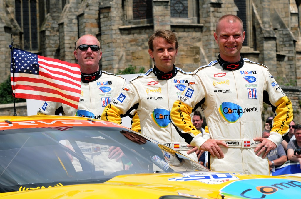 Jan Magnussen i kørerdragten, som han bar da han vandt 24 timers løbet Le Mans i 2009
(Foto: Christina Magnussen)